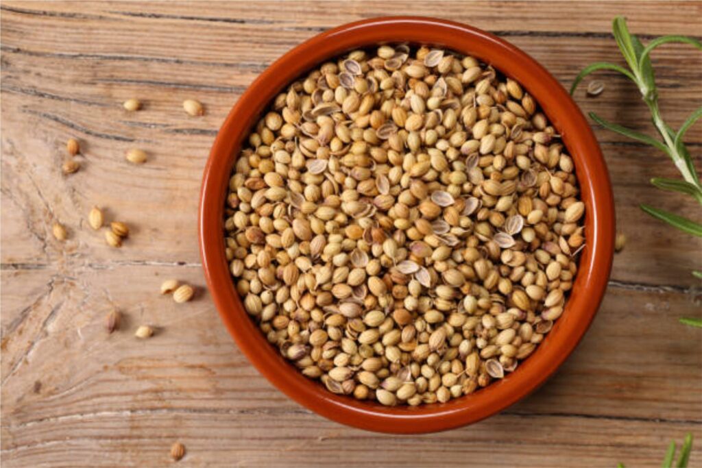 istockphoto-141CORIANDER WHOLE IMAGE7704066-612x612